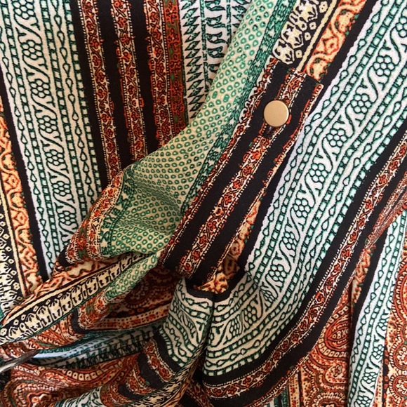 NWT Cato Long Sleeve Print Top - Picture 3 of 4